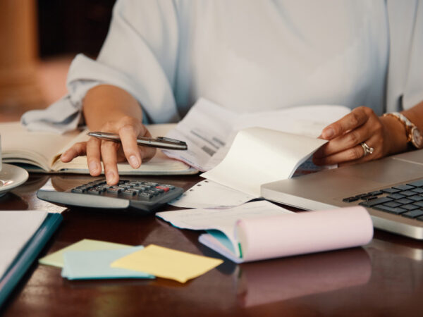 Holding : Avantages fiscaux, création et comptabilité 2026